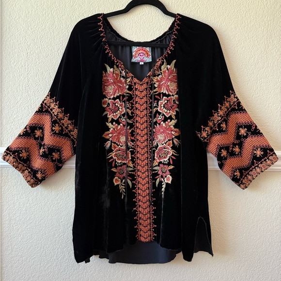 Johnny Was Silk Blend Boho Elim Velvet Peasant Blouse Embroidered Black Sz Large - Picture 1 of 12